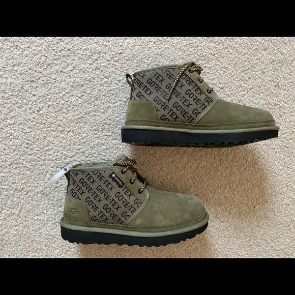 NWOB Mens Size 8 Neumel Gore-Tex Suede Lace-Up Chukka Boot Ugg Green 3236 main image 4